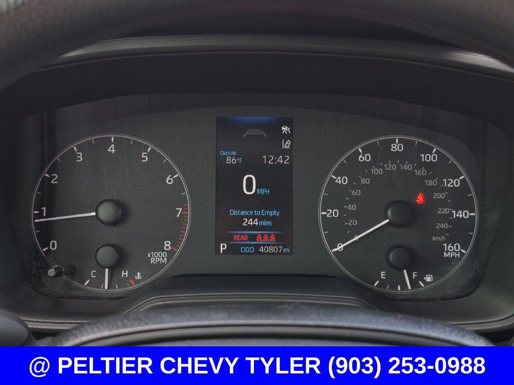 Used 2025 Toyota Corolla LE FWD image 16