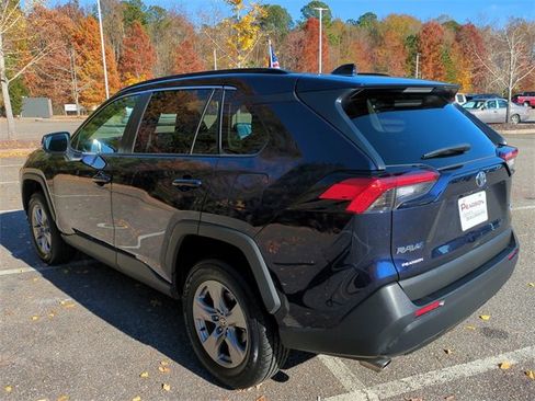 Used 2024 Toyota RAV4 XLE image 6