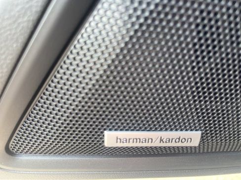 Used 2021 Subaru Outback Limited image 25