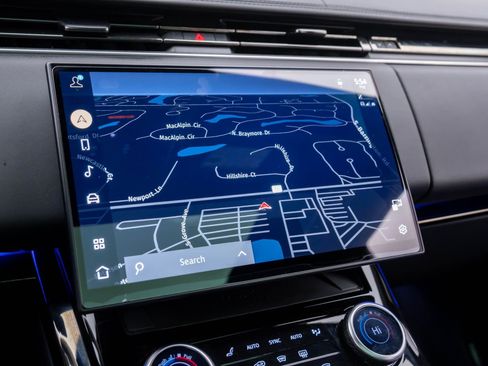 Used 2023 Land Rover Range Rover Sport SE Dynamic image 25