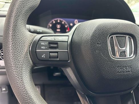 Used 2025 Honda Accord SE image 20