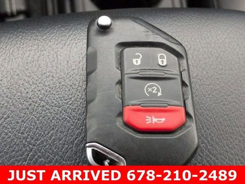 Used 2023 Jeep Wrangler Unlimited Sahara w/ Cold Weather Group image 32