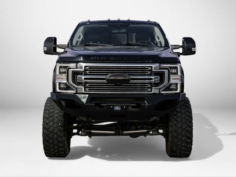 Used 2020 Ford F250 Limited image 3