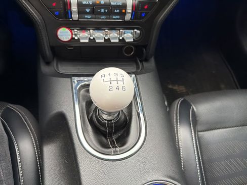 Used 2015 Ford Mustang GT Premium w/ Equipment Group 401A RWD image 21