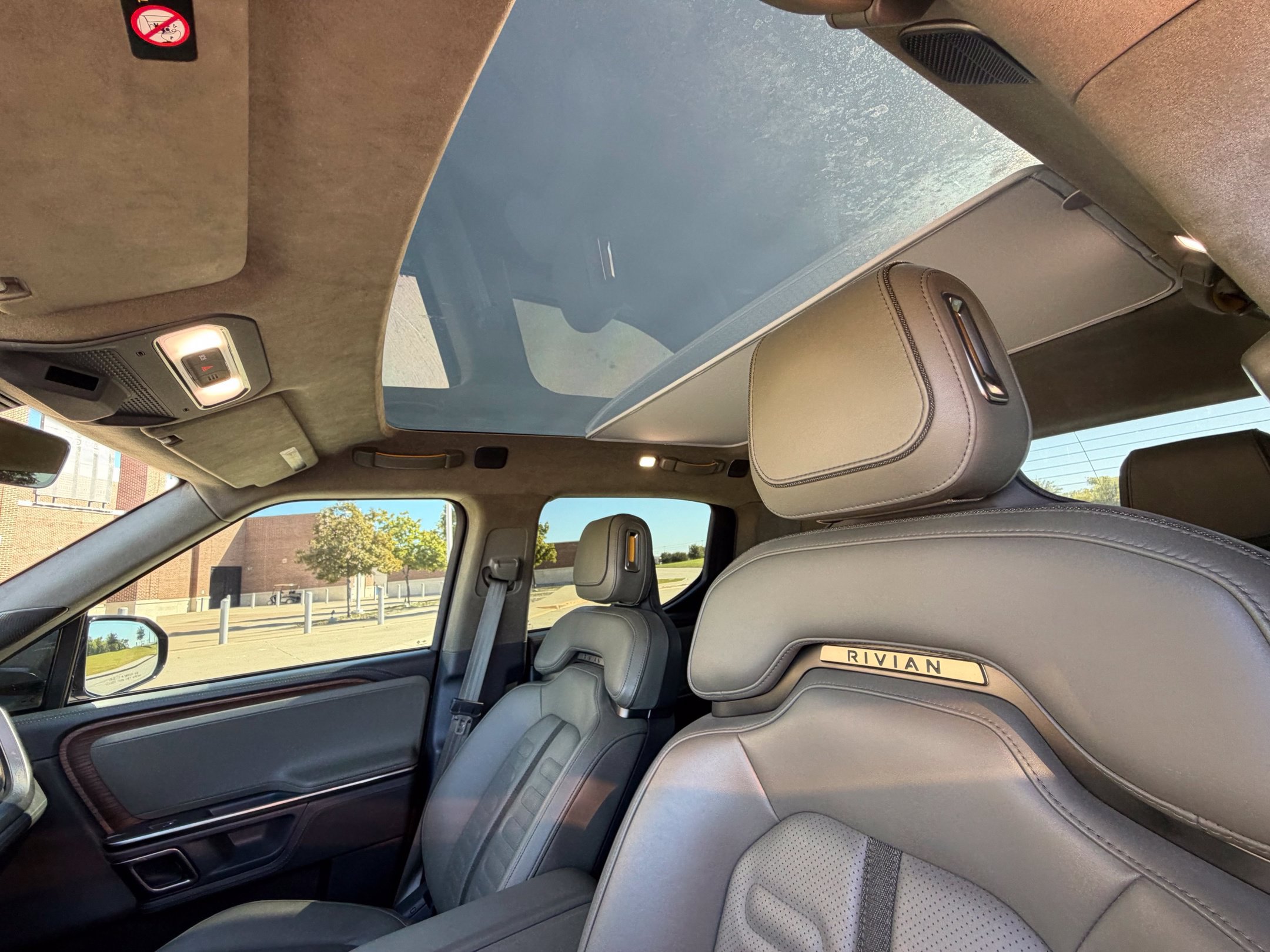Used 2023 Rivian R1T Adventure Quad AWD/4WD image 14