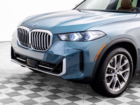 Used 2024 BMW X5 xDrive40i w/ Parking Assistance Package image 34