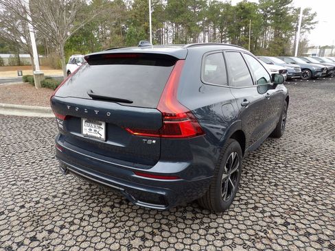 New 2026 Volvo XC60 T8 Core w/ Climate Package image 5