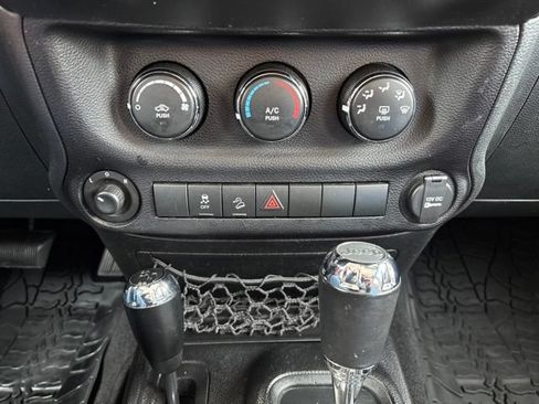Used 2016 Jeep Wrangler Unlimited Sport AWD/4WD image 24