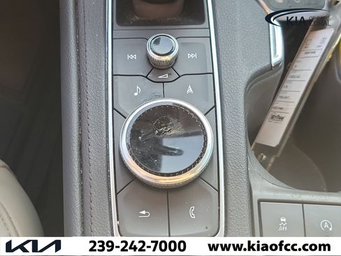 Used 2019 Cadillac XT4 Premium Luxury FWD image 30