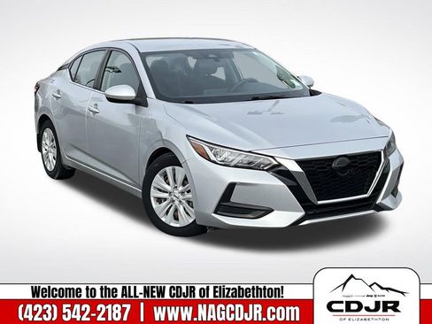 Used 2022 Nissan Sentra S image 1