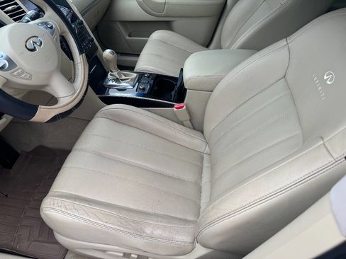 Used 2014 INFINITI QX70 Base 4dr SUV (3.7L V6) image 11