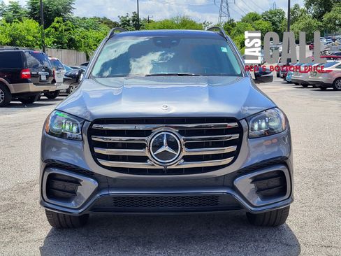 Used 2024 Mercedes-Benz GLS 580 4MATIC image 8
