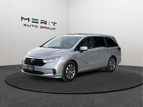Used 2023 Honda Odyssey EX-L image 4