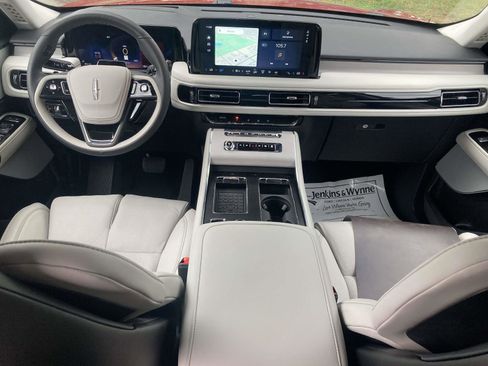 New 2025 Lincoln Aviator Reserve w/ Equipment Group 201A image 19