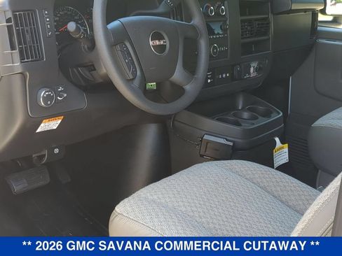 New 2026 GMC Savana 3500 RWD image 11