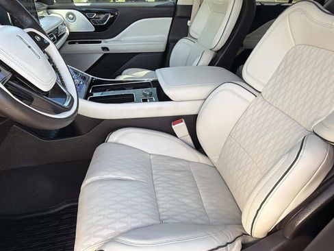 Used 2020 Lincoln Aviator Black Label w/ Dynamic Handling Package image 14