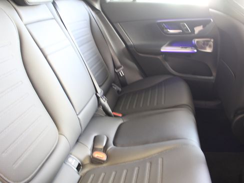 New 2026 Mercedes-Benz GLC 350e GLC 350e image 21