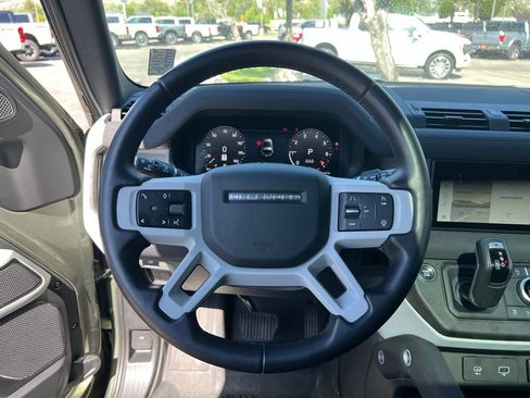 Used 2023 Land Rover Defender 90 X-Dynamic SE AWD/4WD image 26