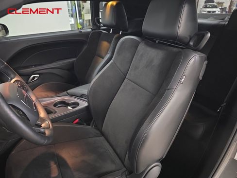 Used 2023 Dodge Challenger R/T w/ Plus Package image 29