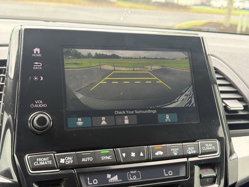 Used 2023 Honda Odyssey Touring image 16