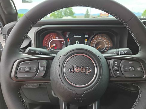 New 2026 Jeep Gladiator Sport AWD/4WD image 23