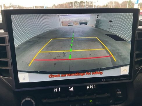 Used 2022 Toyota Tundra SR5 w/ SR5 Premium Package image 17