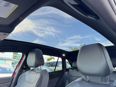 Used 2025 Volkswagen ID.4 Pro S image 33