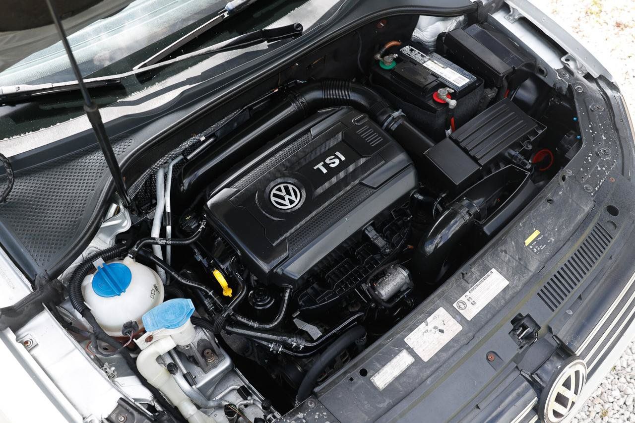 Used 2014 Volkswagen Passat 1.8T SE FWD image 39