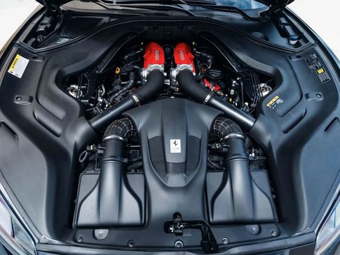 Used 2020 Ford Mustang Shelby GT500 w/ Technology Package image 40