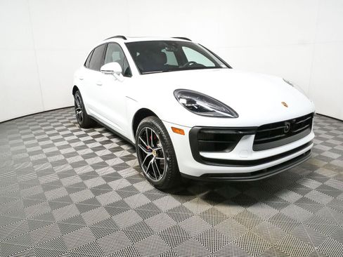 New 2026 Porsche Macan S AWD/4WD image 28