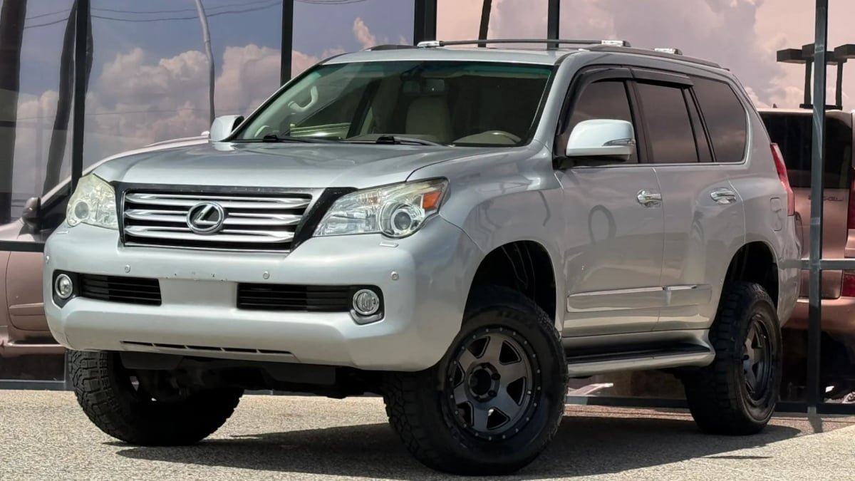 Used 2010 Lexus GX 460 Premium AWD/4WD image 2