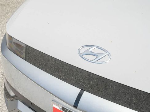 Used 2024 Hyundai Ioniq 5 SEL RWD image 5
