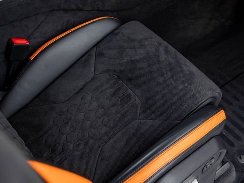 Used 2024 Lamborghini Urus S image 28