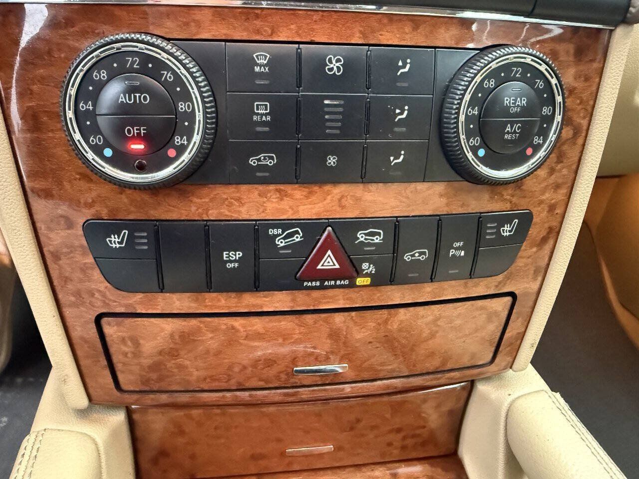 Used 2008 Mercedes-Benz GL 320 CDI 4MATIC image 23