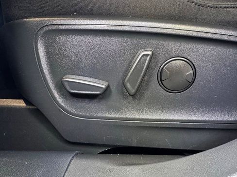 Used 2024 Ford Escape Active AWD/4WD image 21