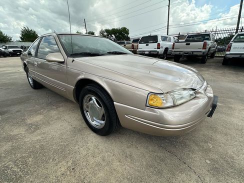 Used 1997 Ford Thunderbird LX RWD image 7