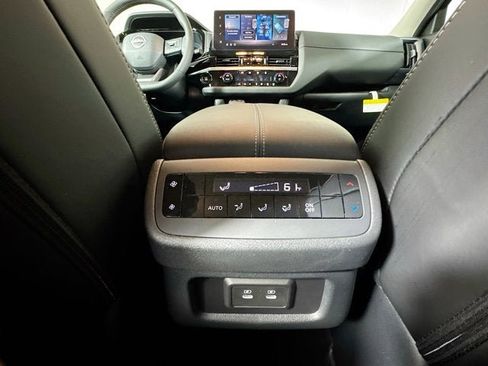 New 2026 Nissan Pathfinder SL AWD/4WD image 23