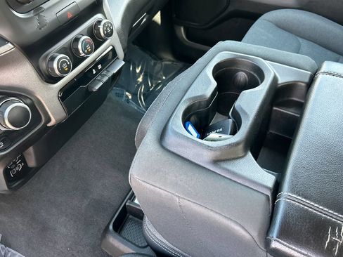 Used 2019 RAM 1500 Tradesman AWD/4WD image 14