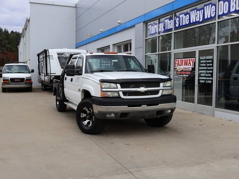 Used 2003 Chevrolet Silverado 2500 LS w/ Skid Plate Package image 37