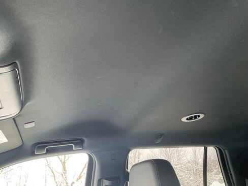 Used 2024 Chevrolet Tahoe LT image 17