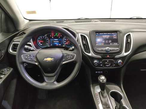 Used 2021 Chevrolet Equinox LT image 22