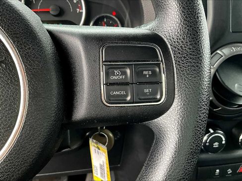 Used 2013 Jeep Wrangler Sport image 22
