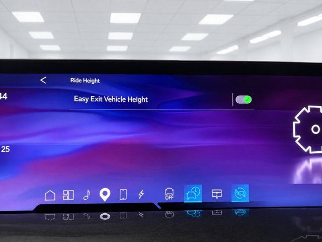 Used 2025 Cadillac Escalade IQ Sport 2 w/ LPO, ONYX Package AWD/4WD image 83