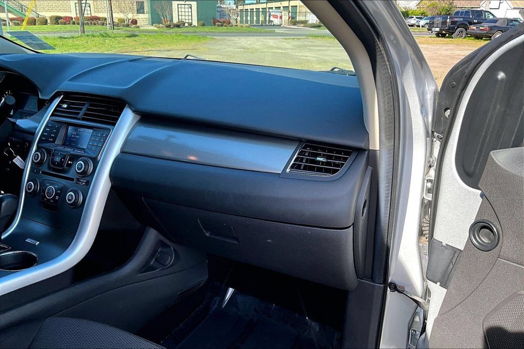 Used 2014 Ford Edge SEL AWD/4WD image 19