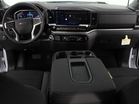 New 2026 Chevrolet Silverado 2500 LT image 9