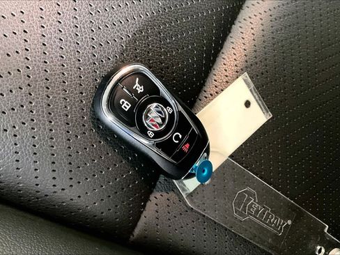 Certified 2023 Buick Encore GX Essence w/ Experience Buick Package image 15