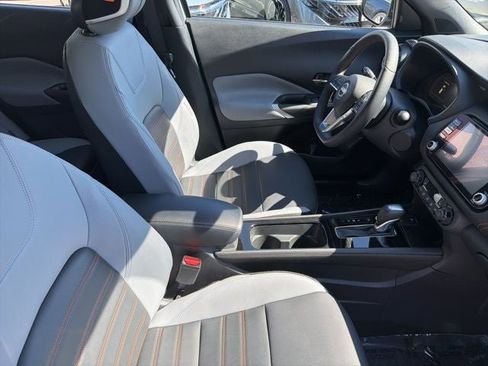 Used 2024 Nissan Kicks SR w/ SR Premium Package image 19
