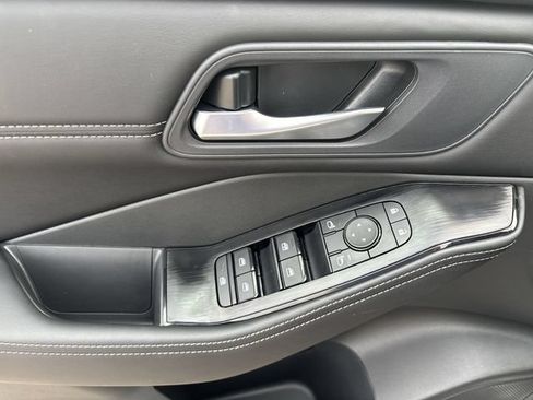 New 2026 Nissan Rogue Dark Armor AWD/4WD image 13
