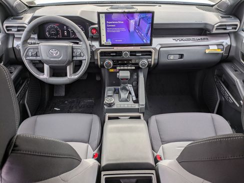 New 2025 Toyota Tacoma 4x4 Double Cab image 15