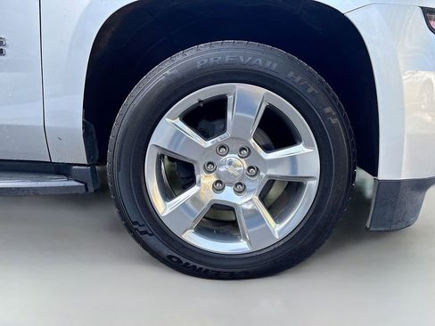 Used 2019 Chevrolet Tahoe LT w/ Texas Edition Package RWD image 14